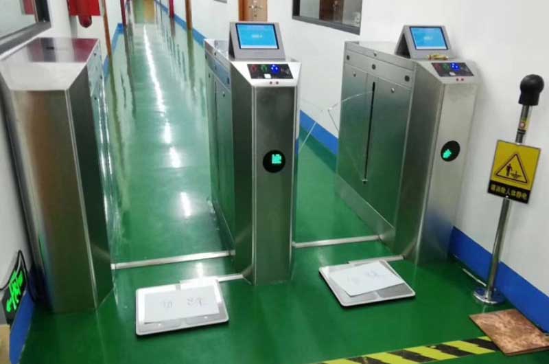 蒙冬智能ESD防静电门禁系统为生产提供静